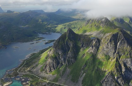 Norvège, Nordland, Iles Lofoten, Ile de Vestvagoy (vue aérienne)