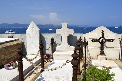 France, Var (83), Saint-Tropez, cimetière marin sur le chemin des Graniers