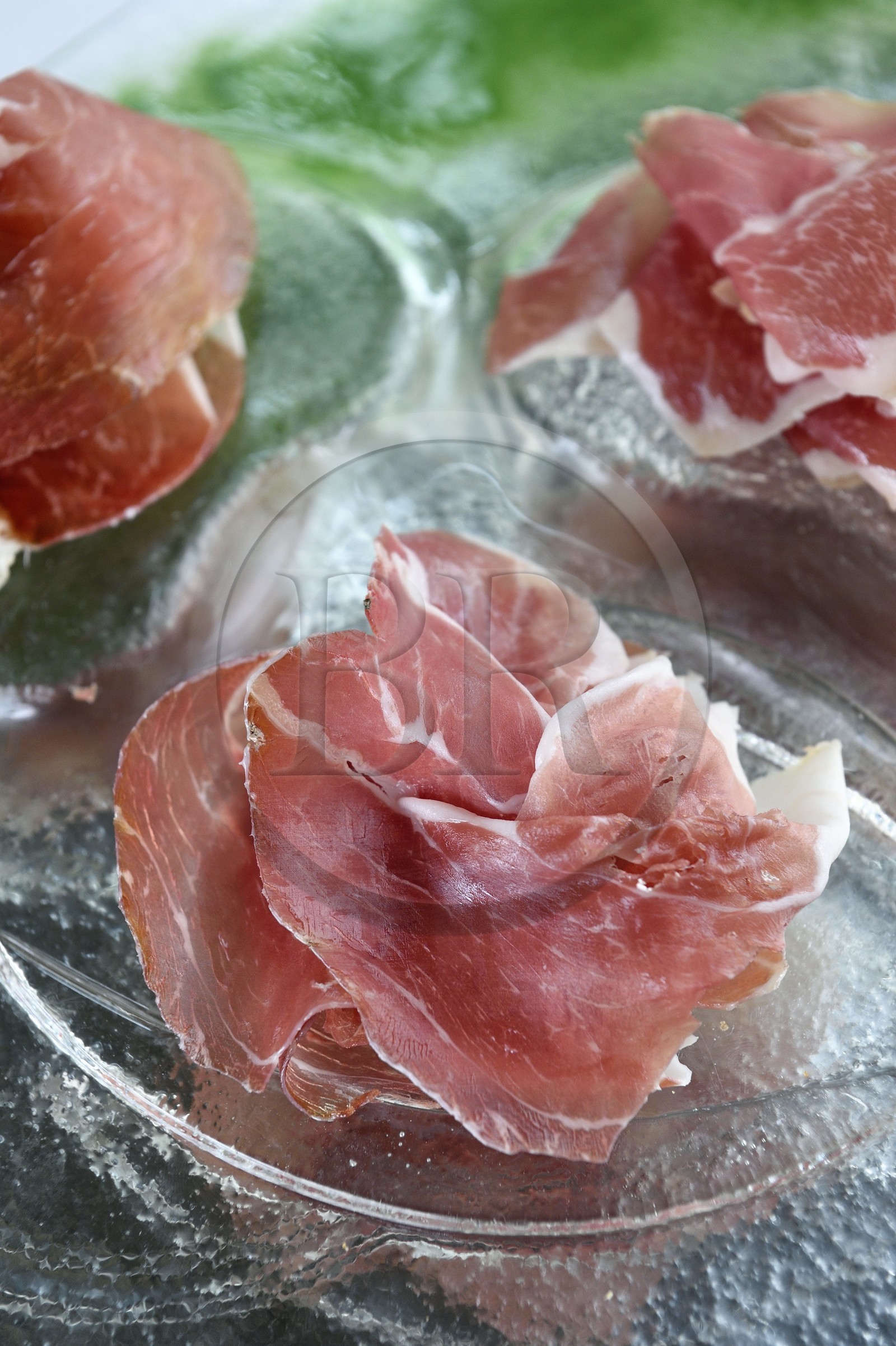 Italie, Emilie-Romagne, Polesine Zibello aux environs de Parme, Antica Corte Pallavicina, culatello, traditionnel jambon de Parme