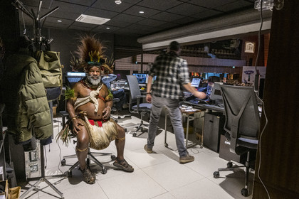France, Paris (75), siège de l'UNESCO, conférence à l'Université de la Terre du 25 novembre 2022, le chef Papou Mundiya Kepanga