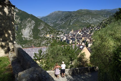 France, Alpes-Maritimes (06), vallée de la Roya (arrière-pays niçois), au pied du parc national du Mercantour, Saorge