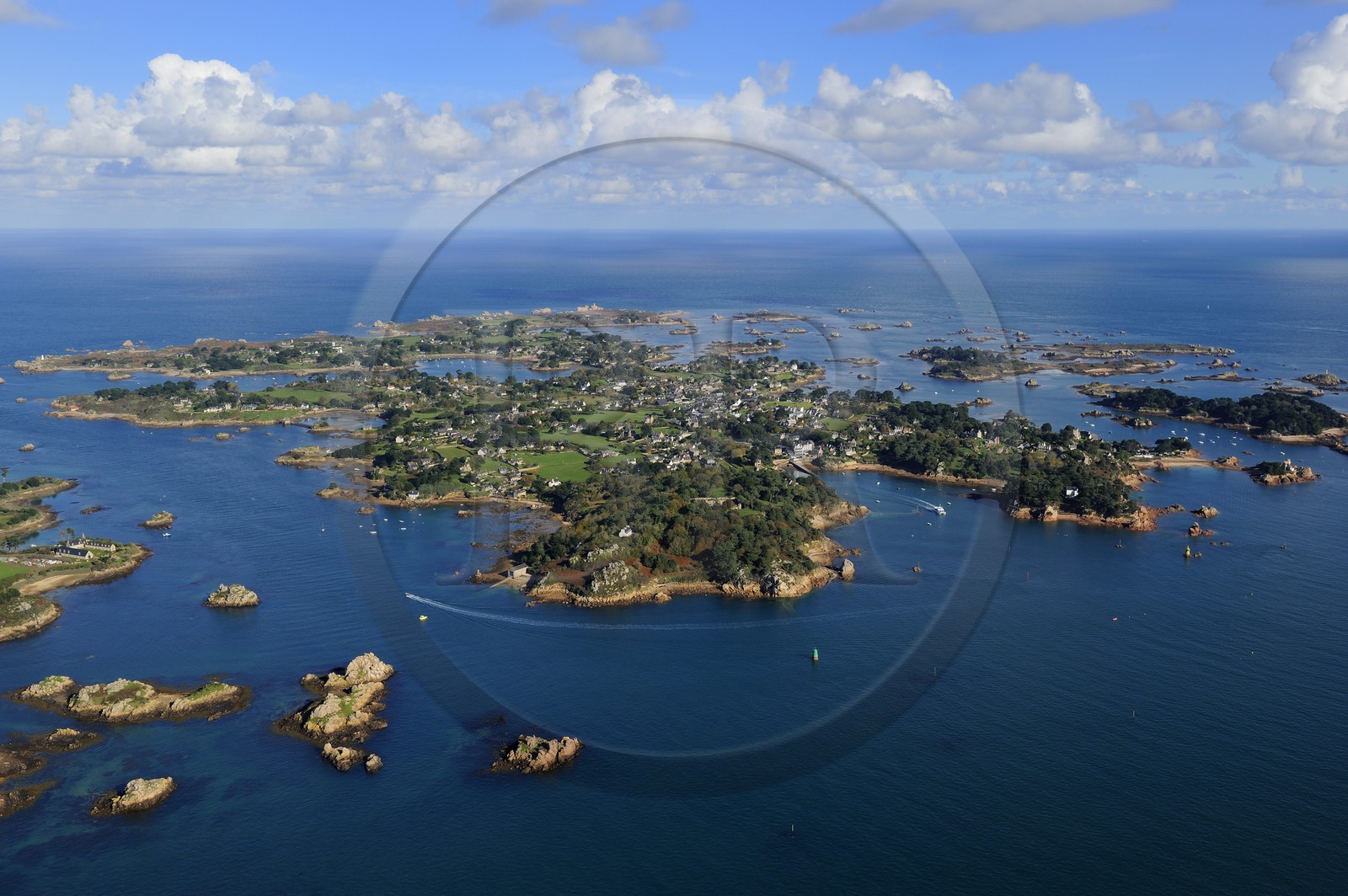 France, Côtes-d'Armor (22), Ile de Bréhat (vue aérienne)