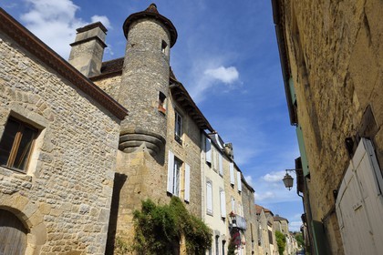 France, Dordogne (24), Périgord Noir, Villefranche-du-Périgord, maison à échauguette rue Saint-Georges
