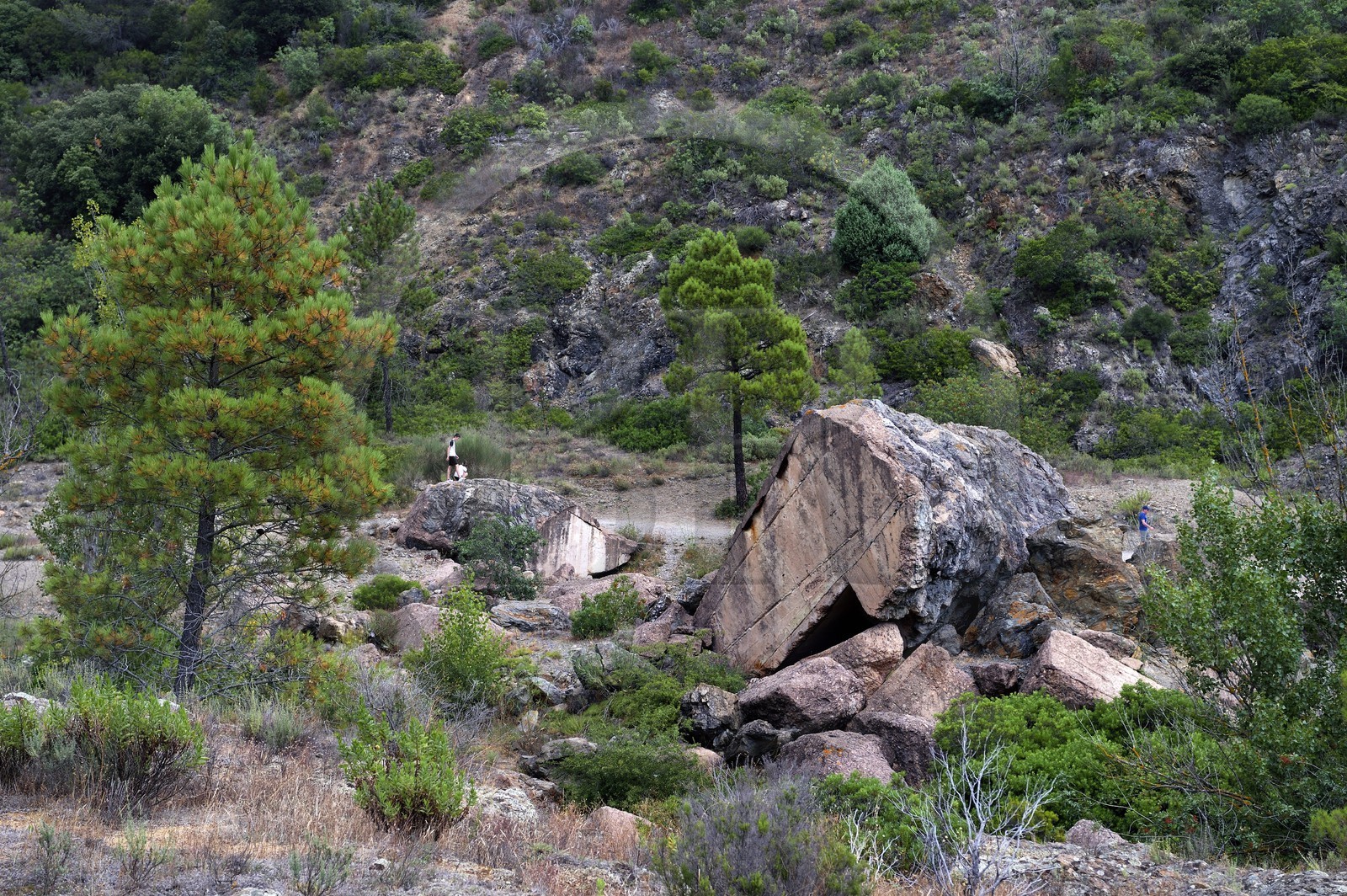 France, Var (83), Fréjus, vestige du barrage de Malpasset qui s'est rompu le 2 décembre 1959