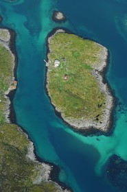 Norvège, Nordland, Iles Lofoten, ilot aux alentours de l’Ile de Skrova (vue aérienne)