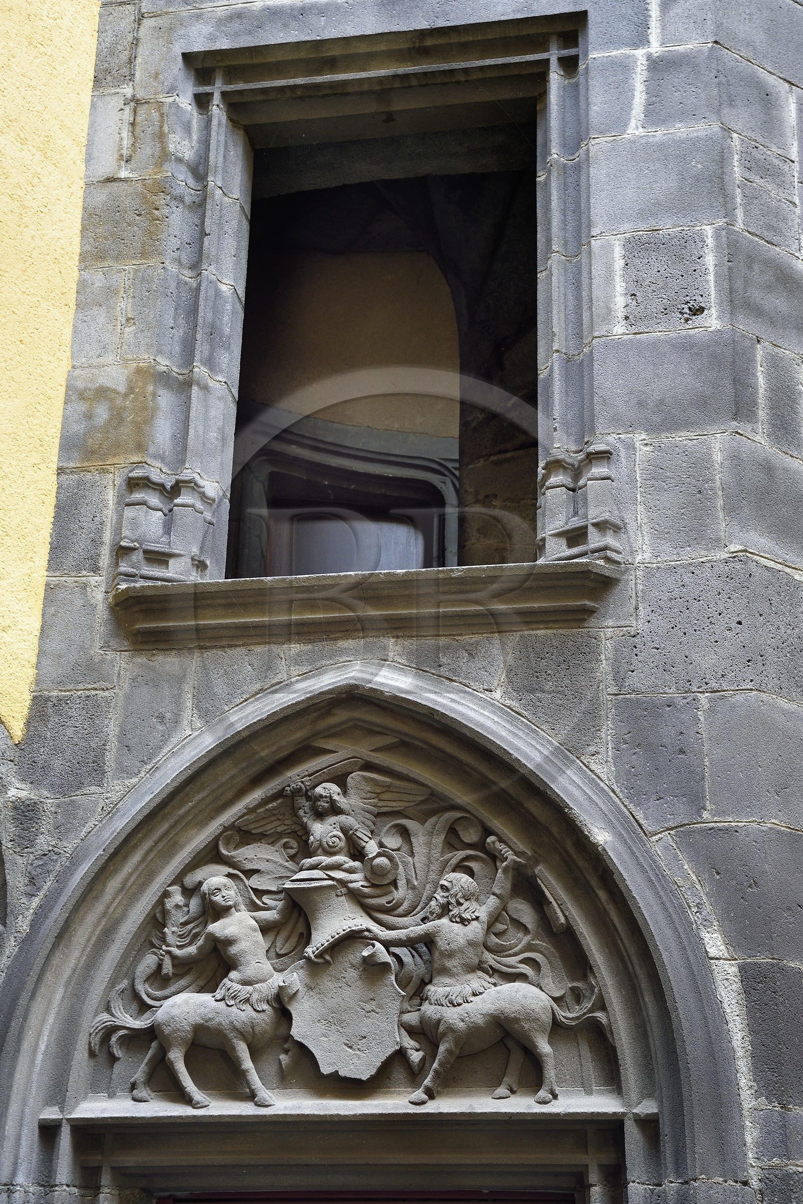 France, Puy-de-Dôme (63), Clermont-Ferrand, quartier de Montferrand, rue Jules Guesde, Hotel particulier d'Albiat aussi appelé Maison des Centaures