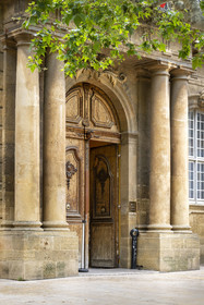 France, Bouches-du-Rhône (13), Aix en Provence, place de l'Université, Palais de l'Université ancienne faculté de droit où Paul Cézanne étudia, actuel Institut d'Etudes Politiques