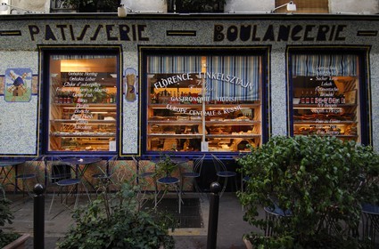 France, Paris (75), la rue des Rosiers dans le quartier juif, le boulanger-traiteur Florence Finkelsztajn