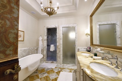 Italie, Toscane, Florence, centre historique classé Patrimoine Mondial de l'UNESCO, Palazzo Della Gherardesca, palace 5 étoiles Four Seasons Hotel Firenze, Granducato suite