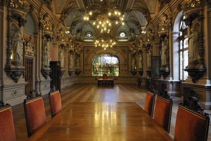 France, Seine-Maritime (76), Pays de Caux, Côte d'Albâtre, Fécamp, Palais Bénédictine, de style Néogothique et Néo-renaissance construit par l'industriel ayant commercialisé la liqueur Bénédictine, la salle dite des abbés