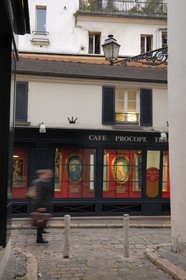 France, Paris (75), le restaurant Le Procope dans la cour du Commerce Saint André des Arts