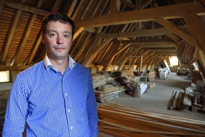 France, Allier (03), ancienne province du Bourbonnais, Chapeau, Laurent Poirier propriétaire du chateau de la Cour (XVe siècle à fin du XVIe siècle) et charpente de l'ancien grenier à grain