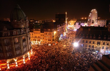France, Nord (59), soirée inaugurale de Lille 2004, un million de personnes dans les rues