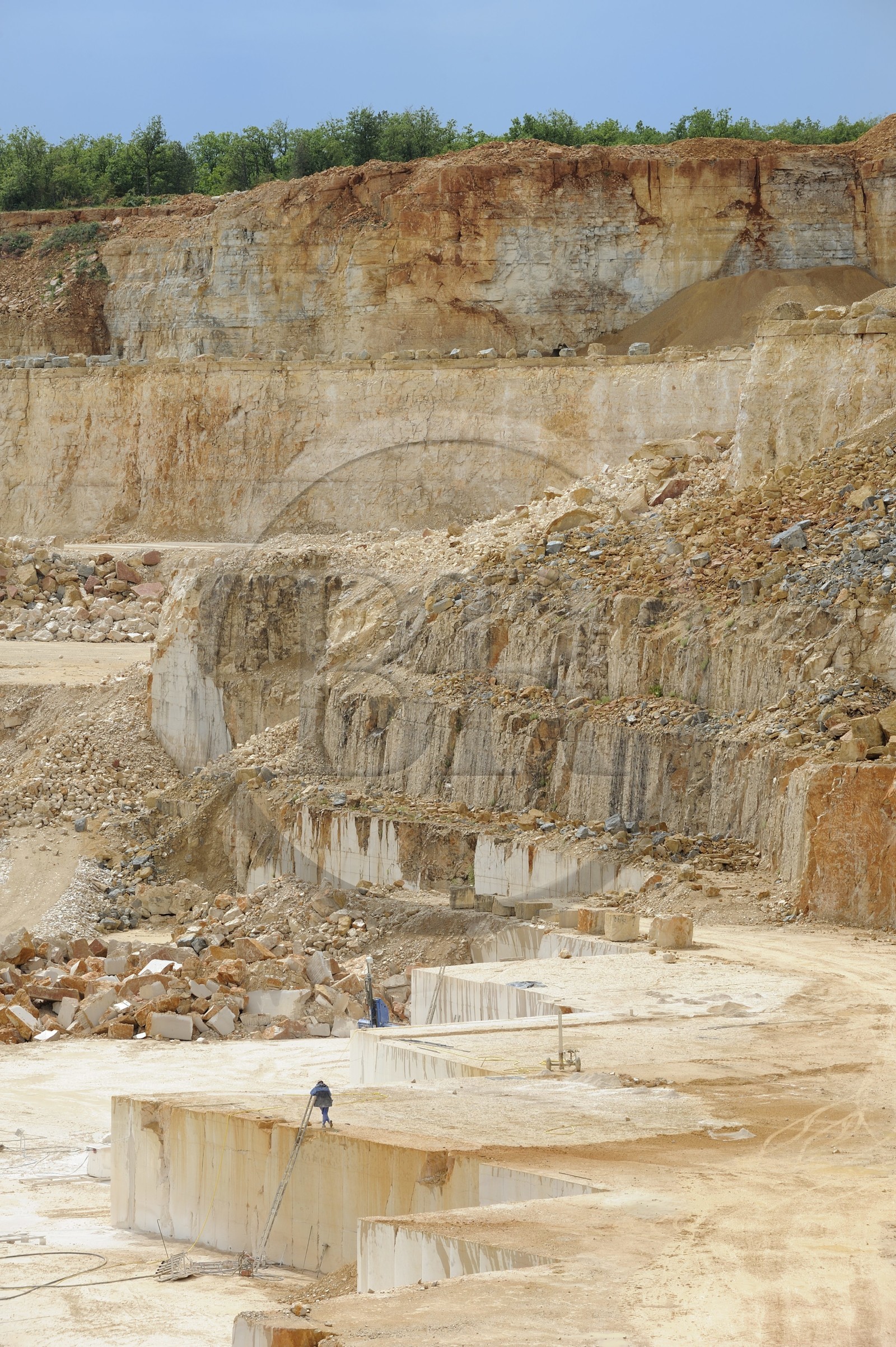 France, Côte d'Or (21), les carrières calcaires de Comblanchien