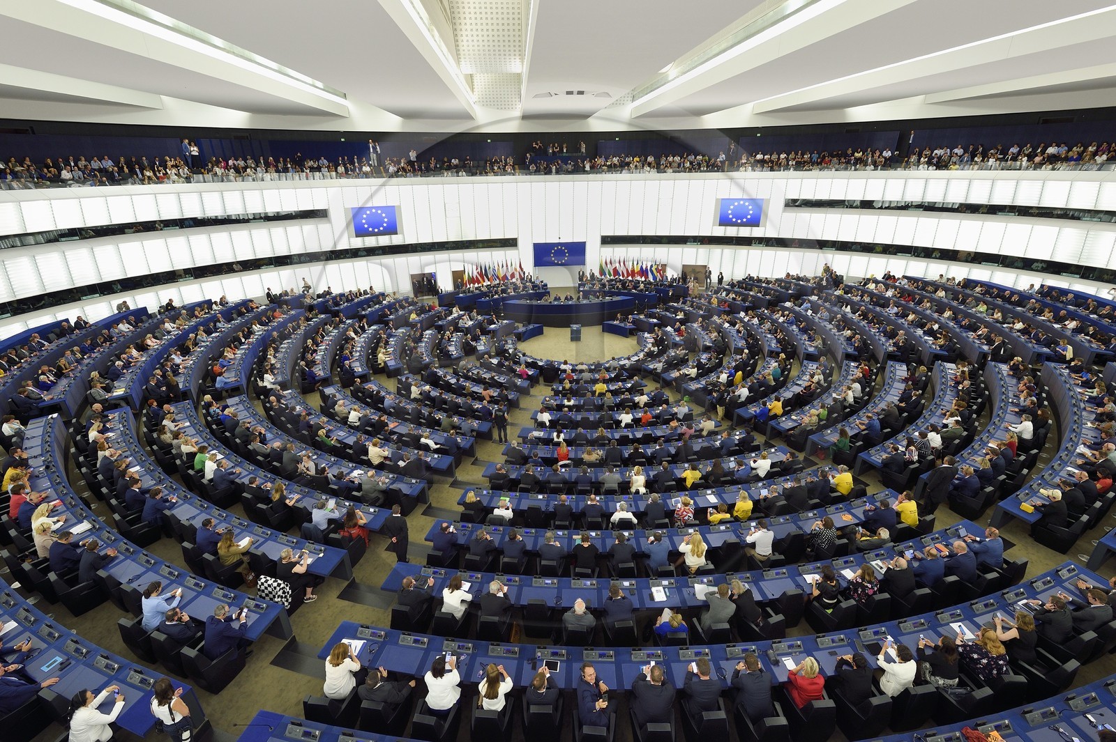 France, Bas-Rhin (67), Strasbourg, quartier européen, le Parlement européen, l'hémicycle du batiment Louise-Weiss lors de la session plénière inaugurale du nouveau Parlement européen le 2 juillet 2019