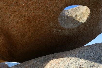 France, Côtes-d'Armor (22), Côte de Granit Rose, Trégastel, l'Ile Renote