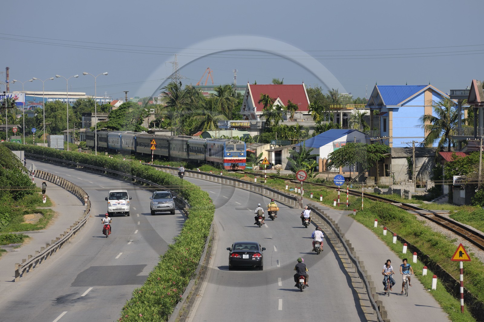 Vietnam, train de jour de Haiphong à Hanoï