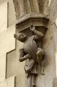 France, Loir et Cher (41), Blois, maison des acrobates du 15è siècle, détail des pans de bois sculptés