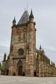 France, Bas-Rhin (67), Niederhaslach, collégiale Saint-Florent