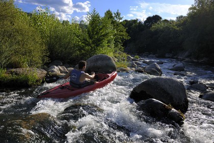 France, Hérault (34), vallée de l' Orb, descente en canoë-kayak de la rivière Orb au moulin de Travassac à Mons la Trivalle