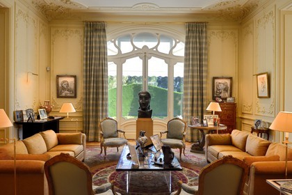 France, Alpes-Maritimes (06), Cannes, la villa La Californie où vécu Pablo Picasso, aujourd'hui renommé le Pavillon de Flore par Marina Picasso, le salon