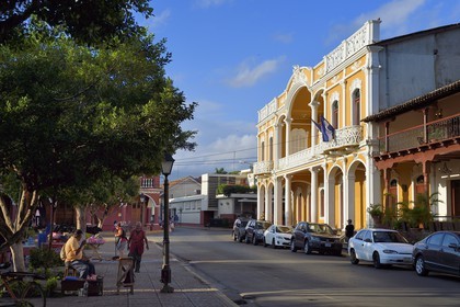 Nicaragua, Granada, maisons coloniales sur le Parque Central (Parque Colon)