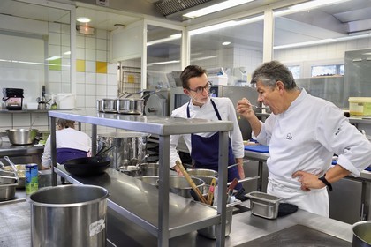 France, Haute-Loire (43), Saint-Bonnet-le-Froid, Restaurant 3 étoiles Régis et Jacques Marcon, le chef cuisinier Jacques Marcon