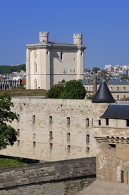 France, Val-de-Marne (94), Vincennes, le château de Vincennes, la Tour du Village