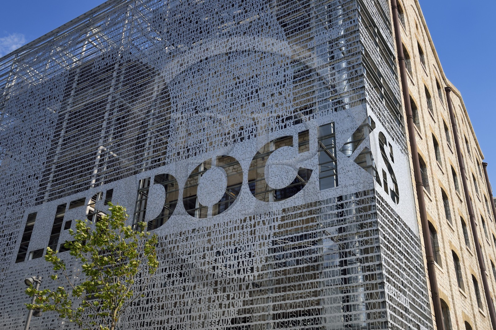 France, Bouches-du-Rhône (13), Marseille, Zone Euroméditerranée, quartier La Joliette, centre commerciel des Docks