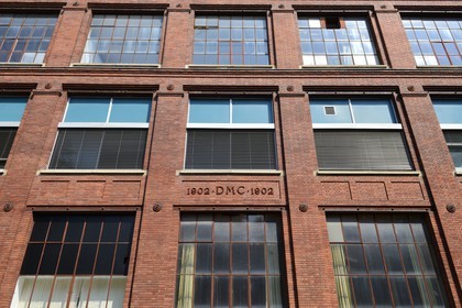 France, Haut-Rhin (68), Mulhouse, batiments partiellement abandonnés de l'entreprise textile DMC (Dollfus-Mieg et Compagnie), anciens bureaux