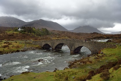 Royaume-Uni, Ecosse, région des Highlands, les Hébrides, Ile de Skye, old Sligachan bridge
