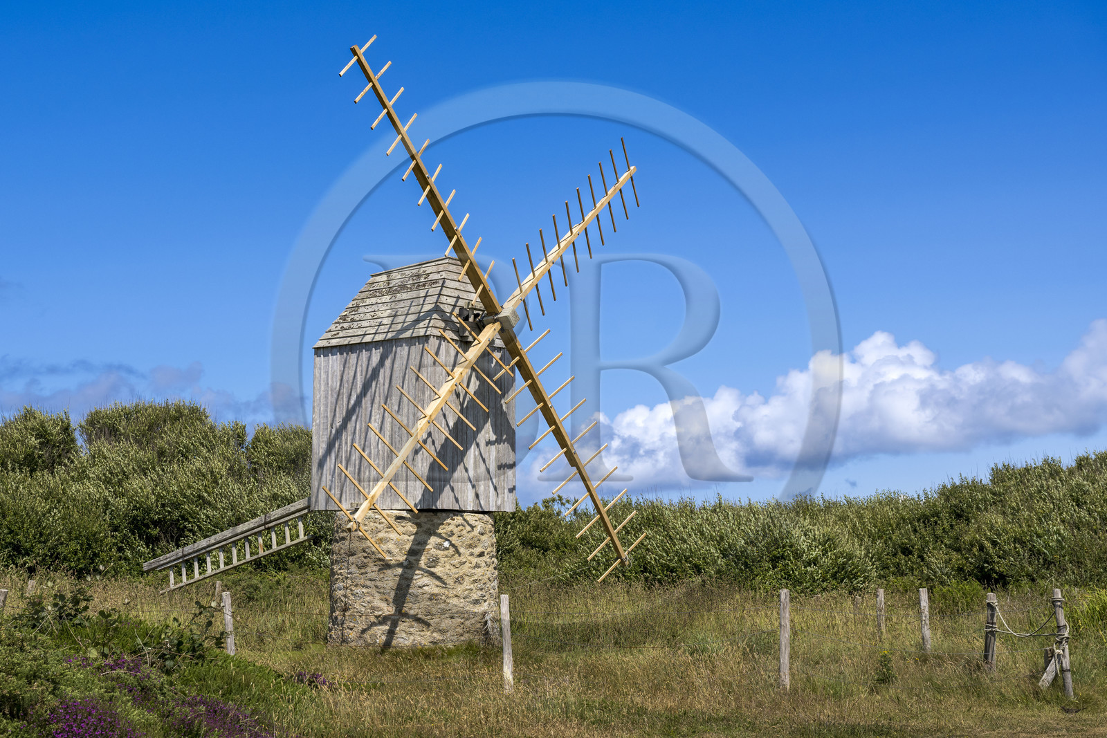 France, Finistère (29), Mer d'Iroise, Ile d'Ouessant, le moulin de Caraës
