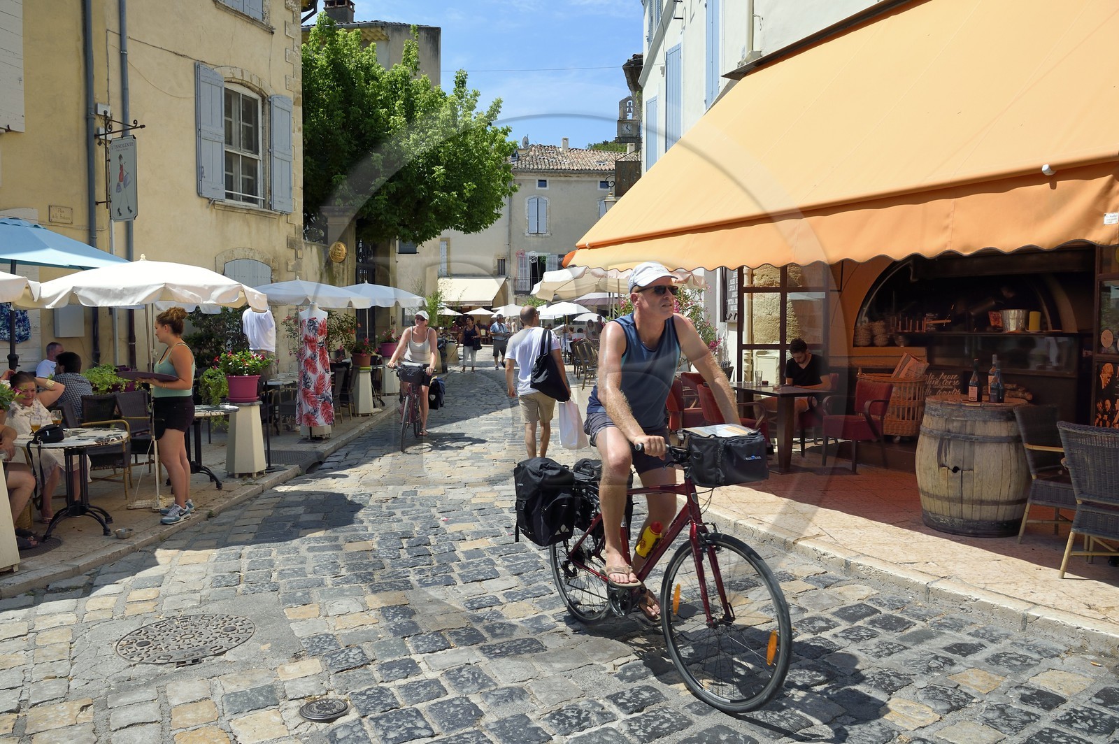 France, Vaucluse (84), Parc Naturel Regional du Luberon, Lourmarin, labellisé Les Plus Beaux Villages de France,