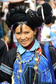 Vietnam, province de Lao Cai, région Nord-Ouest de Sapa, le marché multi-éthnique de Muong Hum, femme de la minorité Ha Nhi
