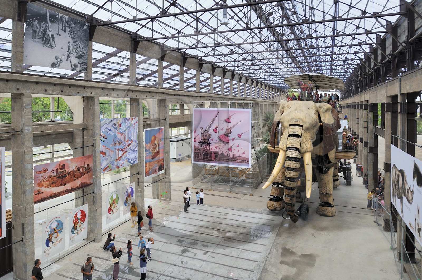 France, Loire-Atlantique (44), Nantes, l'Ile de Nantes, les hangars des anciens chantiers navals, les Machines de l'Ile, l'éléphant, automate
