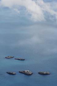 Norvège, Nordland, phare de Moholmen au large des Iles Lofoten (vue aérienne)