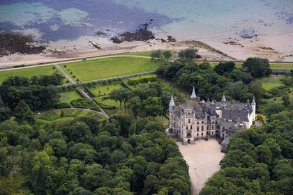 Royaume-Uni, Ecosse, Highland, Sutherland, chateau de Dunrobin (vue aérienne)