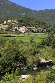 France, Hérault (34), vallée de l' Orb à Vieussan, descente en canoë-kayak de la rivière Orb