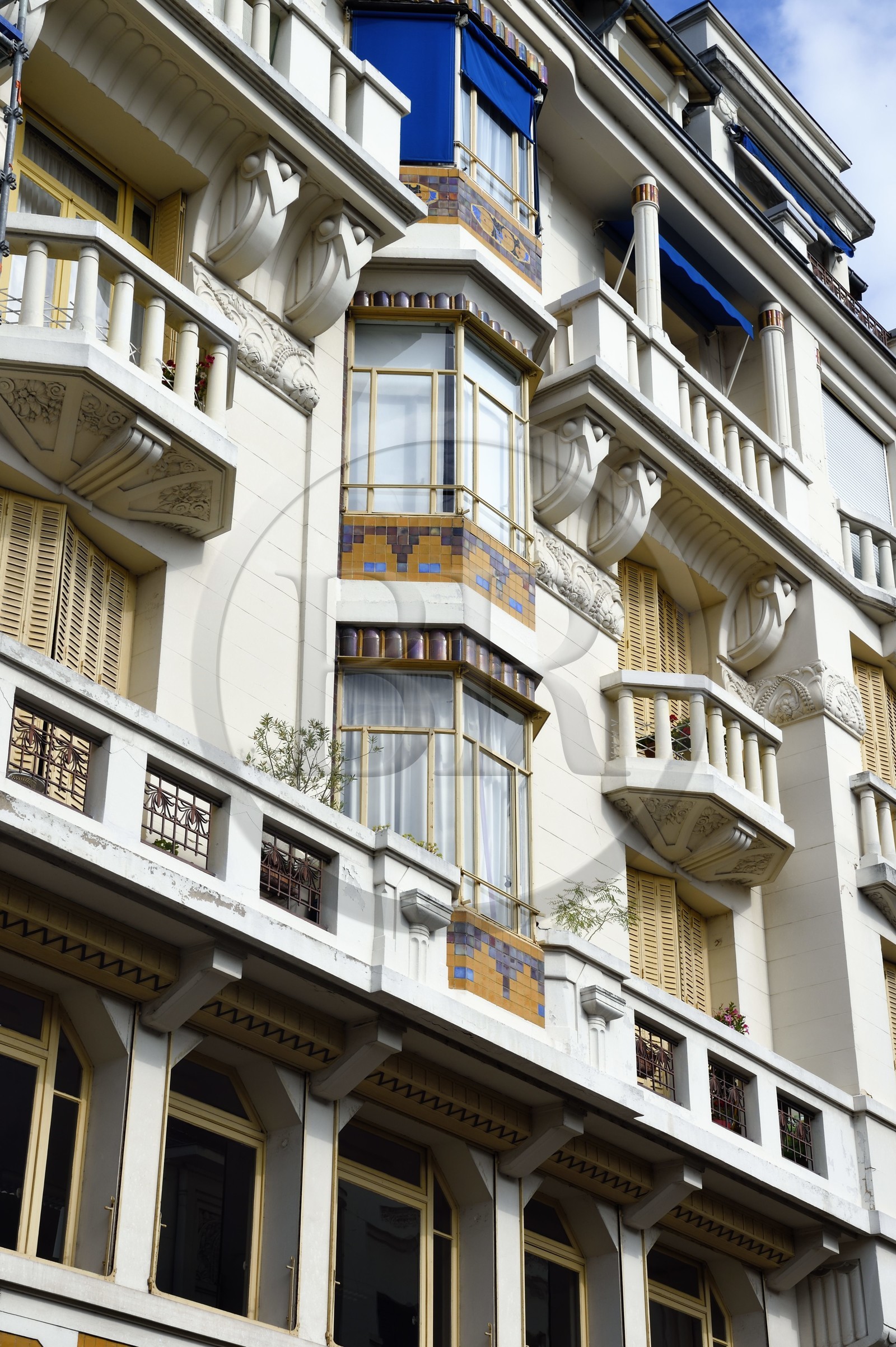 France, Allier (03), Vichy, immeuble Art Déco, bureaux et habitations des architectes Antoine Chanet et Jean Lioger (de l'église Saint-Blaise) au 36 rue Salignat