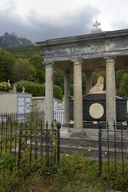 France, Haute-Corse (2B), Cap Corse, cimetière de Sisco, tombe du docteur Santos (Toussaint) Gaspari qui fit fortune au Vénézuela