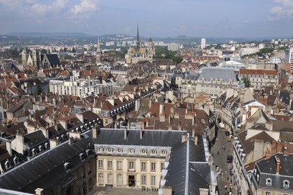 France, Côte d'Or (21), Dijon, la cour de Flore au Palais des Ducs et la rue des Forges