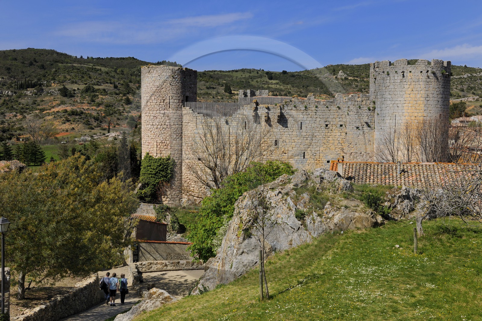 France, Aude (11), château du village cathare de Villerouge-Termenès au cœur des Corbières