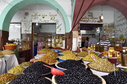 Maroc, Casablanca, quartier des Habous, marché aux Olives