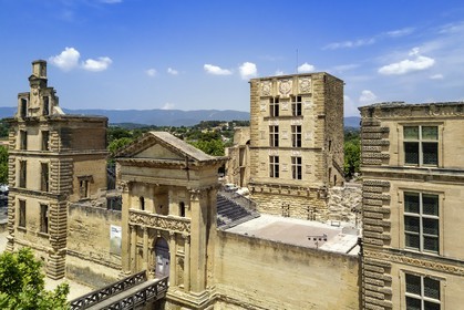 France, Vaucluse (84), Parc Naturel Regional du Luberon, La Tour d'Aigues, ruines du chateau Renaissance