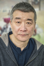 France, l'artiste peintre de Xiao Fan Ru dans son atelier aux Lilas près de Paris