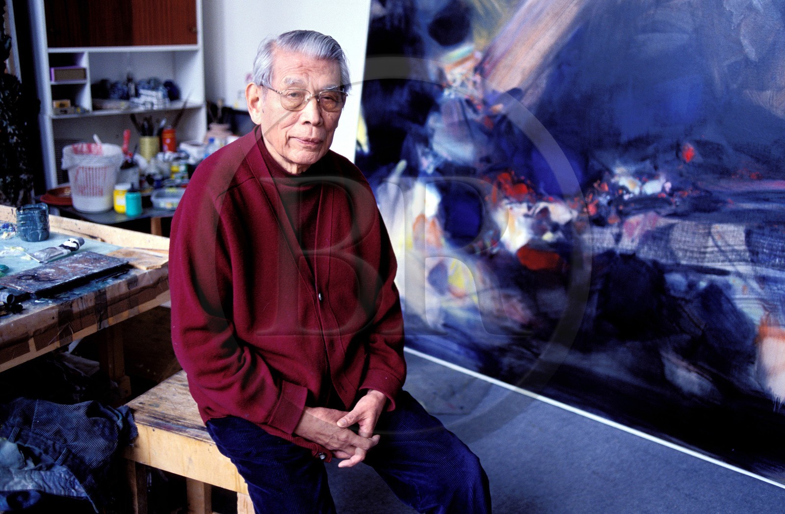 France, Val-de-Marne (94), Vitry, l' artiste peintre et académicien, Mr Chuteh-Chun