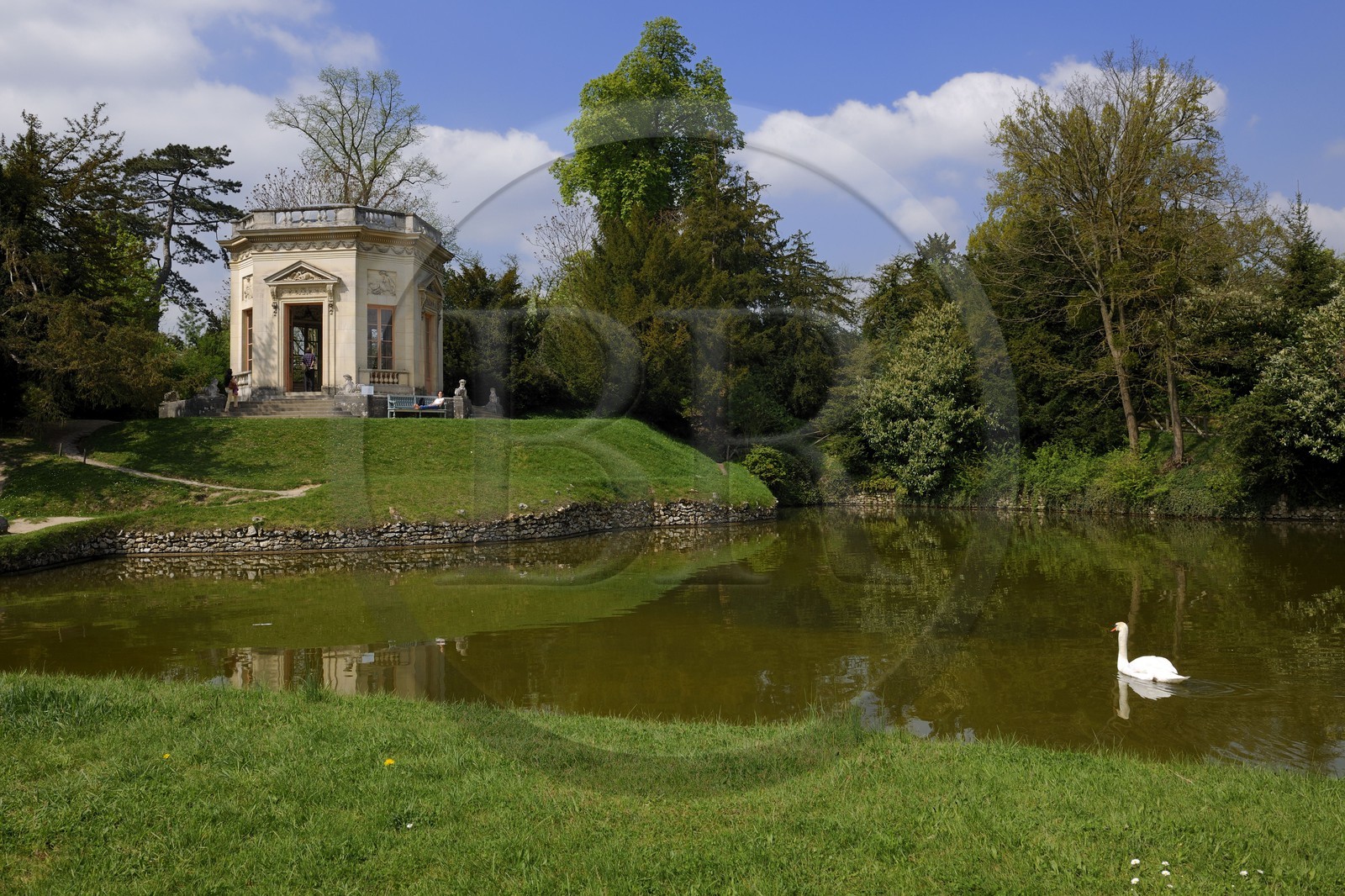 France, Yvelines (78), château de Versailles, classé Patrimoine Mondial de l'UNESCO, le domaine de Marie-Antoinette, le Belvédère du Petit Trianon ou salon de Musique