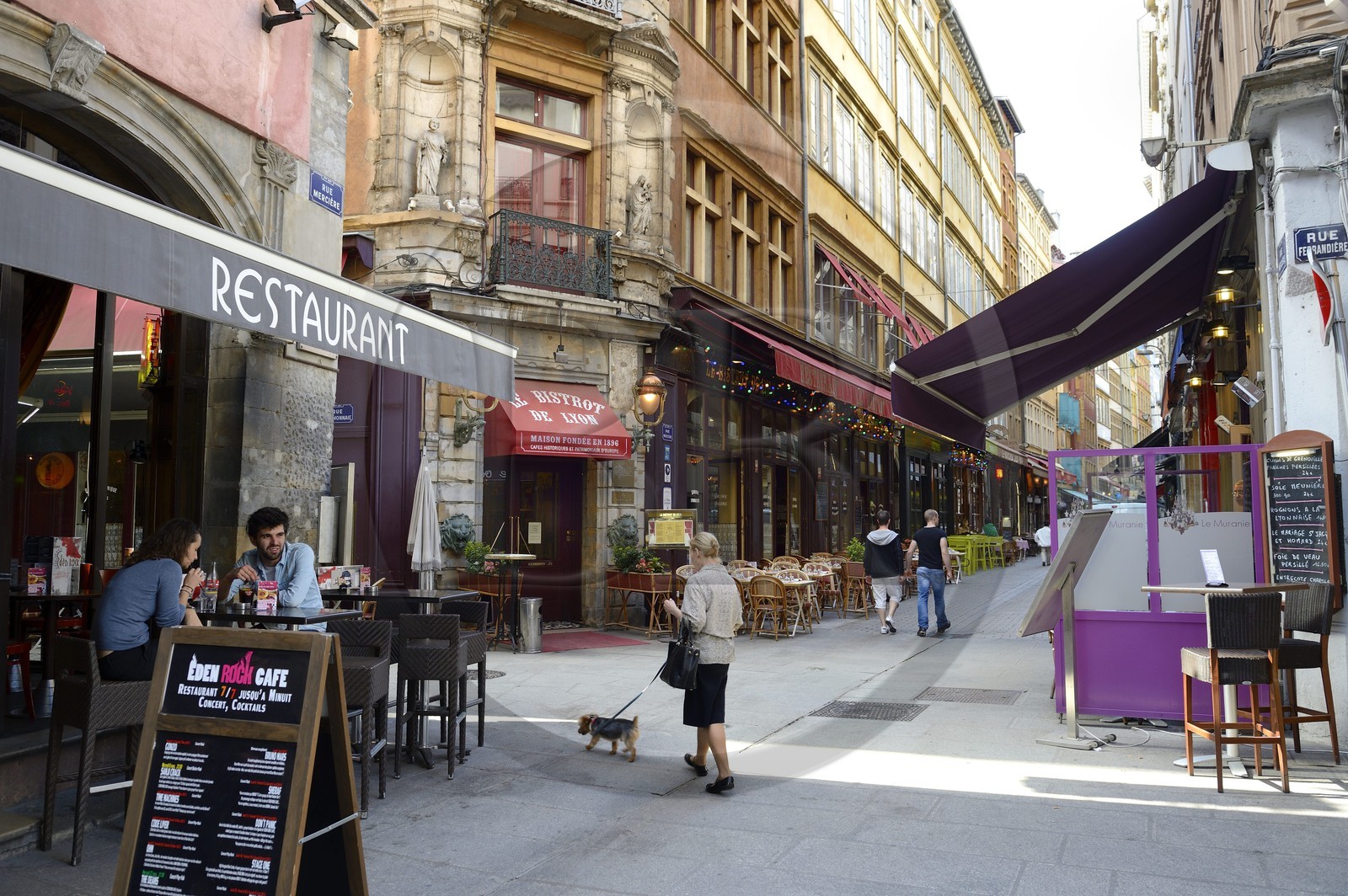France, Rhône (69), Lyon, site historique classé Patrimoine Mondial de l'UNESCO, restaurant le Bistrot de Lyon dans la rue Mercière