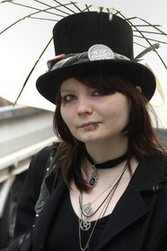 Norvège, Hordaland, Bergen,  jeune fille gothique