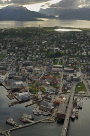 Norvège, Troms, ville deTromso (vue aérienne)